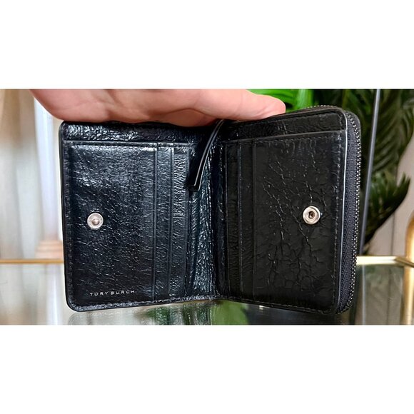 Tory Burch Black KIRA Quilted Leather Wallet With Zipper Closure & Logo Design - Picture 7 of 9